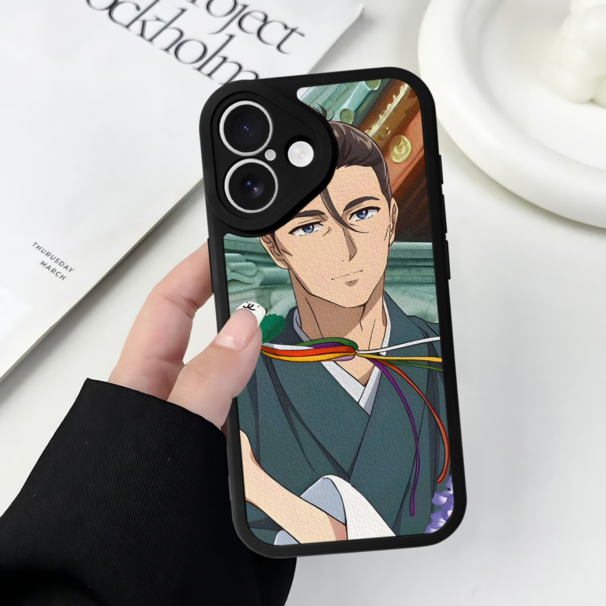 薬屋のひとりごと The Apothecary Diaries 【iPhone 16シリーズ対応】シリコンスマホケース（レザー調） 材質：シリコン